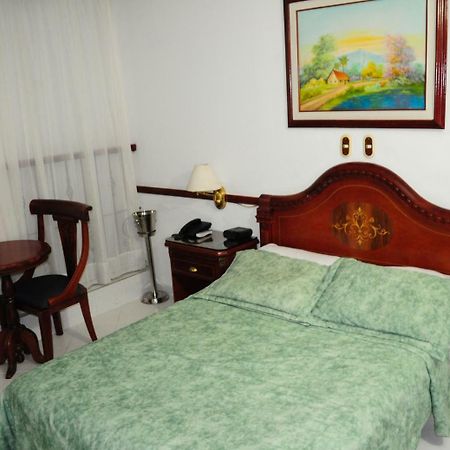 Hotel Quinta Avenida Cucuta Ngoại thất bức ảnh
